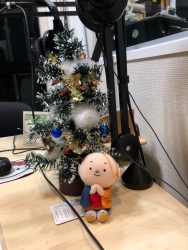 FMのべおかにもクリスマスツリー♪