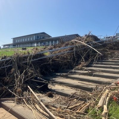 台風14号後　かわまち交流館